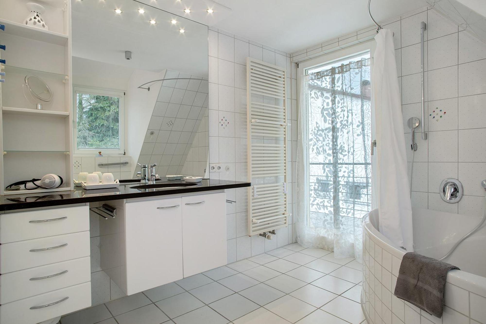 Gaestezimmer Cleo Uhldingen-Muhlhofen Bagian luar foto